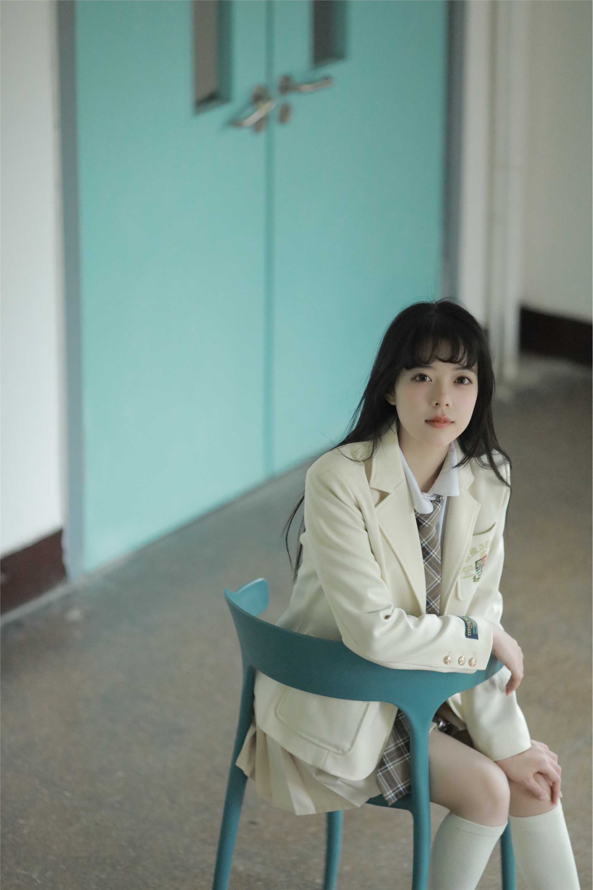 YITUYU艺图语 2025.01.04 楼梯间 姜见过